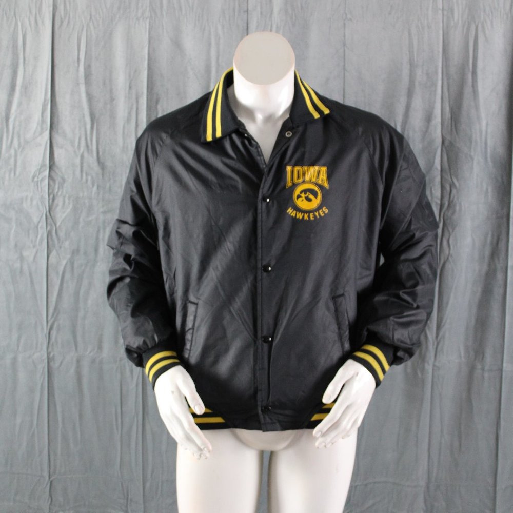 Iowa Hawkeyes Jacket (VTG) - Screened Windbreaker by Chalkline - Men's XL